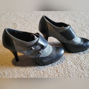 Black and Gray Herringbone Women's Oxford Heels